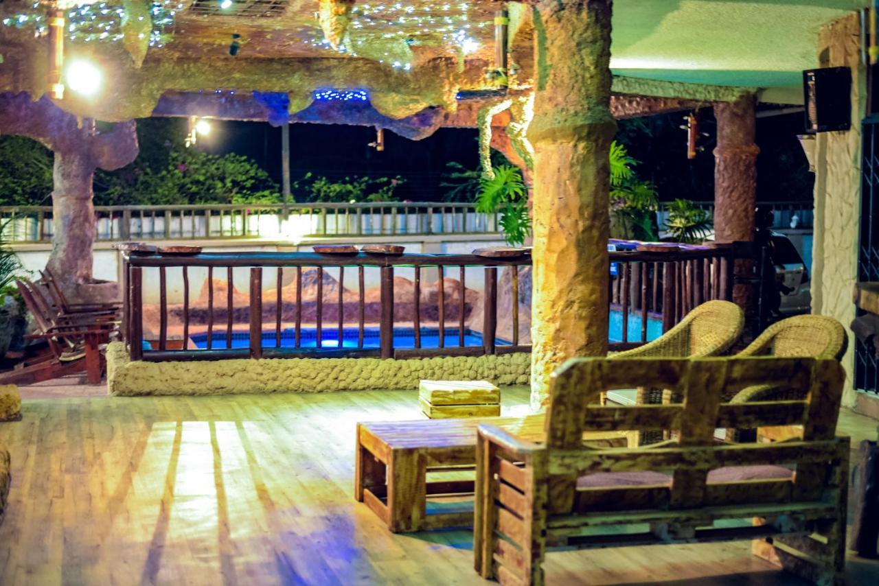 African Home Hotel Gaborone Exterior photo